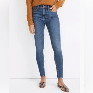Madewell Petite 10" High-Rise Skinny Jeans in Wendover Wash | Size 24P